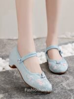 Chinese Embroidered Shoes Women’s Pointed Cheongsam Shoes - Image 5
