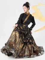 Gilded Cloud Pattern Hanfu Mamian Skirt Chinese Outfit