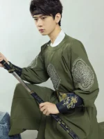 Embroidered Hanfu Man Army Green Round Neck Robe