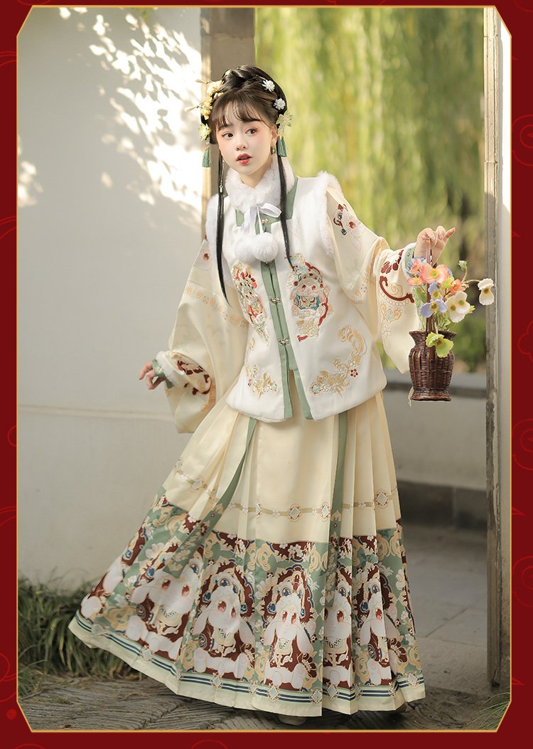 Embroidery Christmas Hanfu