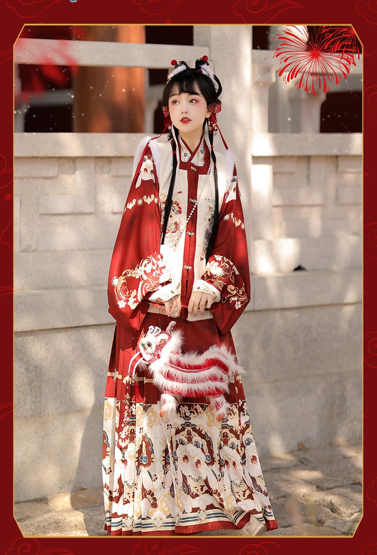 Embroidery Christmas Hanfu
