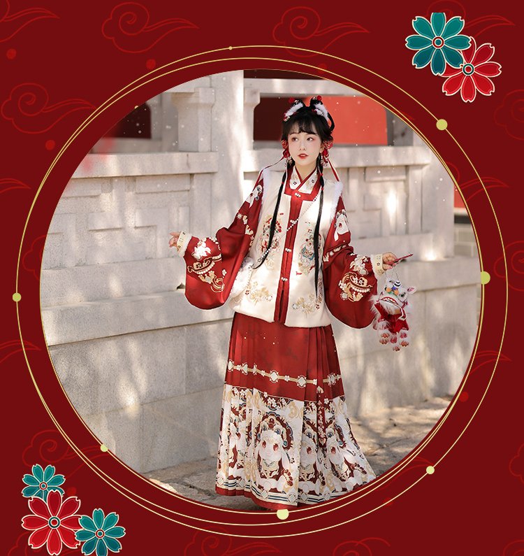 Embroidery Christmas Hanfu