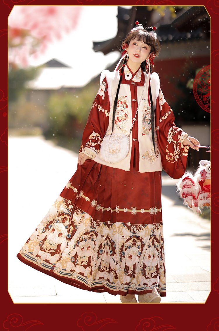 Embroidery Christmas Hanfu