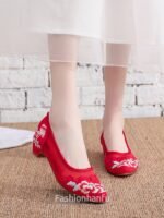 Fashion Hanfu Embroidered Shoes Women’s Cheongsam Shoes - Image 3