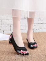 Fashion Hanfu Embroidered Shoes Women’s Cheongsam Shoes - Image 6