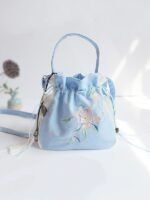 Antique Floral Embroidered Handbag Hanfu Messenger Bag - Image 4