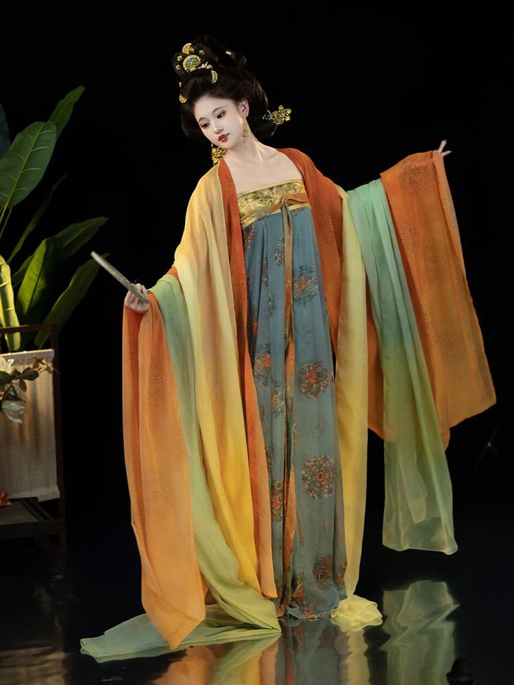 Wide sleeve gradient Hanfu dress with multicolor chiffon layers