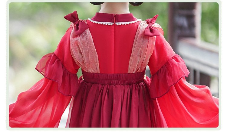 Back view of Hanfu dress showing waist bow and stitching