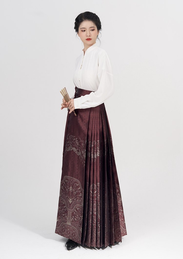 Hundred-Fold Skirt Ming Dynasty Hanfu