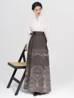Woven Gold Hundred-Fold Skirt Ming Dynasty Hanfu - Image 2