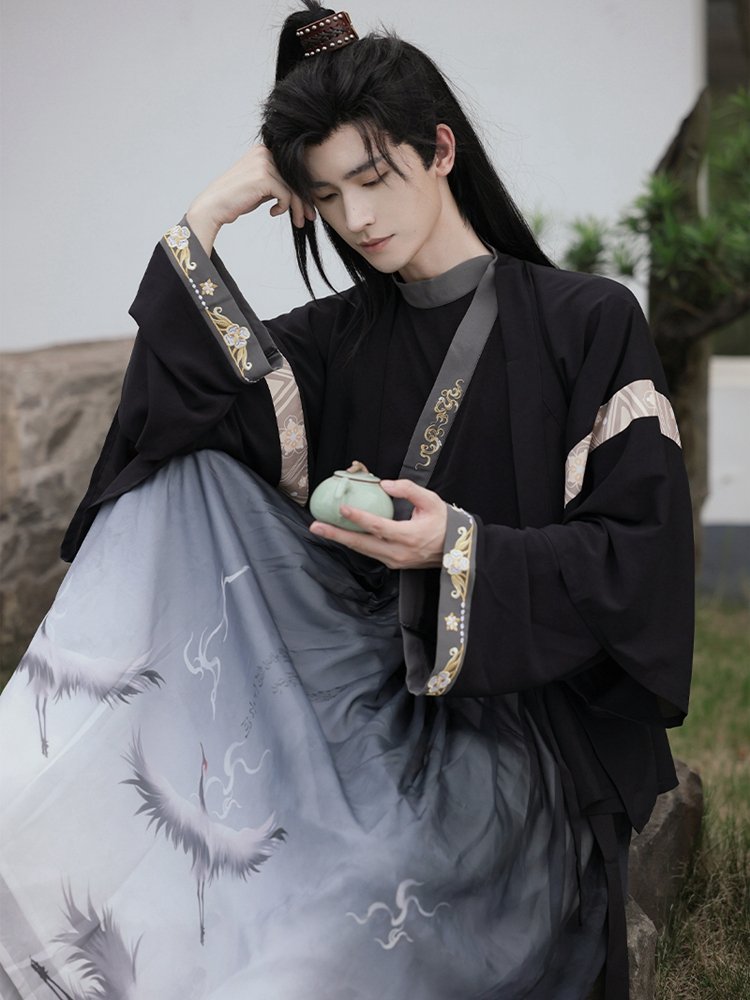 Black chiffon Hanfu set for men, Jin-style design with crane ink print, elegant and refined.