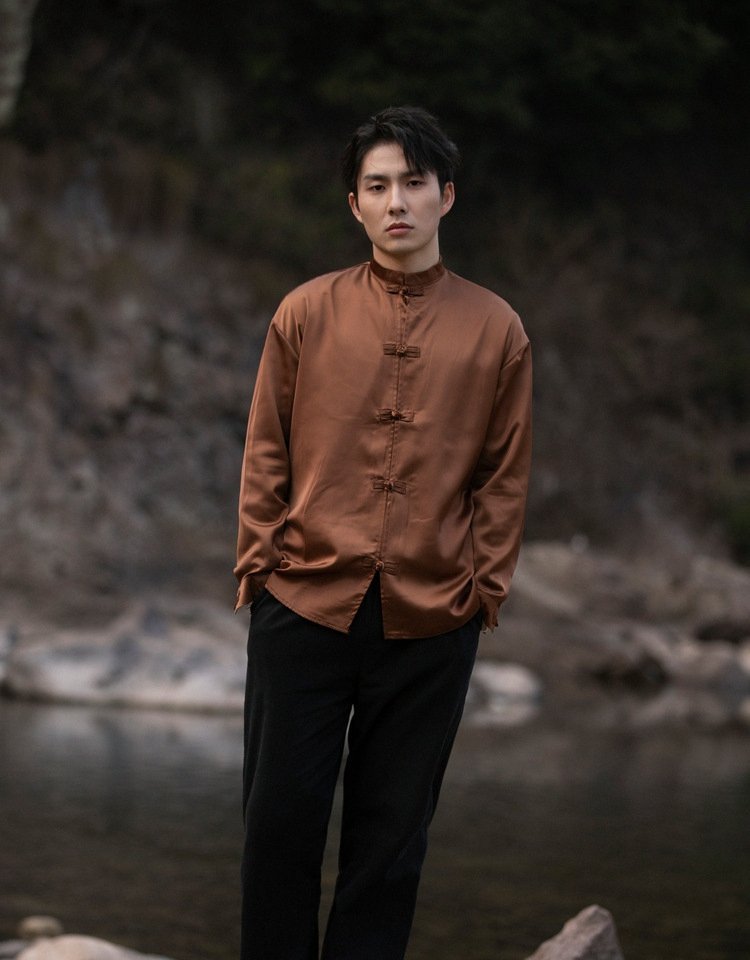 Chinese Style Long-Sleeved Shirt for Modern Men