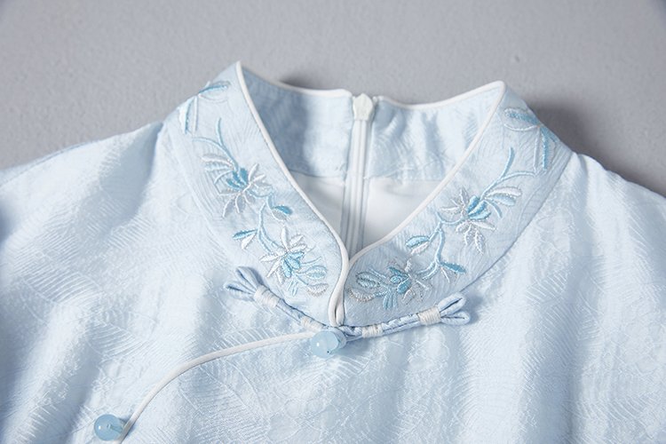 Mandarin collar neckline detail of embroidered Hanfu Dress