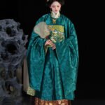 Ming Dynasty Clothes Set – Embroidered Yuanlingpao & Horse Face Skirt