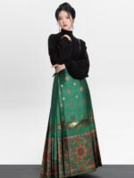 Ming Dynasty Hanfu Outfit for Runway - Image 5