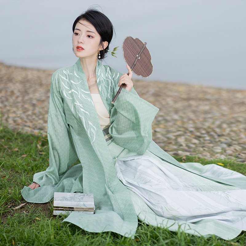 Modern Hanfu Fashion Dress