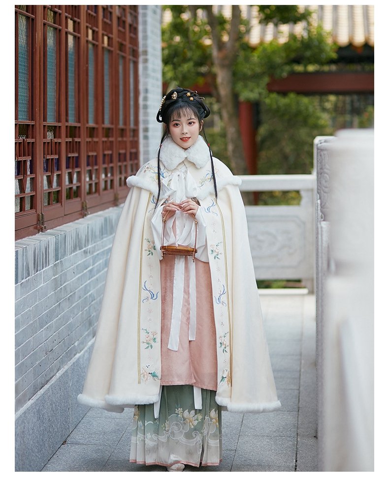 Chinese Style Warm Winter Cloak
