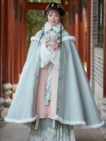 Plush Thickened Chinese Style Warm Winter Cloak - Image 4