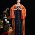 Tang Dynasty Dress Set – Qixiong Ruqun Hanfu with Famen Temple Shawl