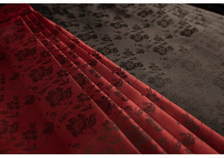 Ming Dynasty Traditional Hanfu Clothing
