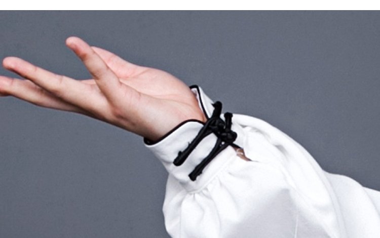 sleeve cuff close-up tai chi outfit