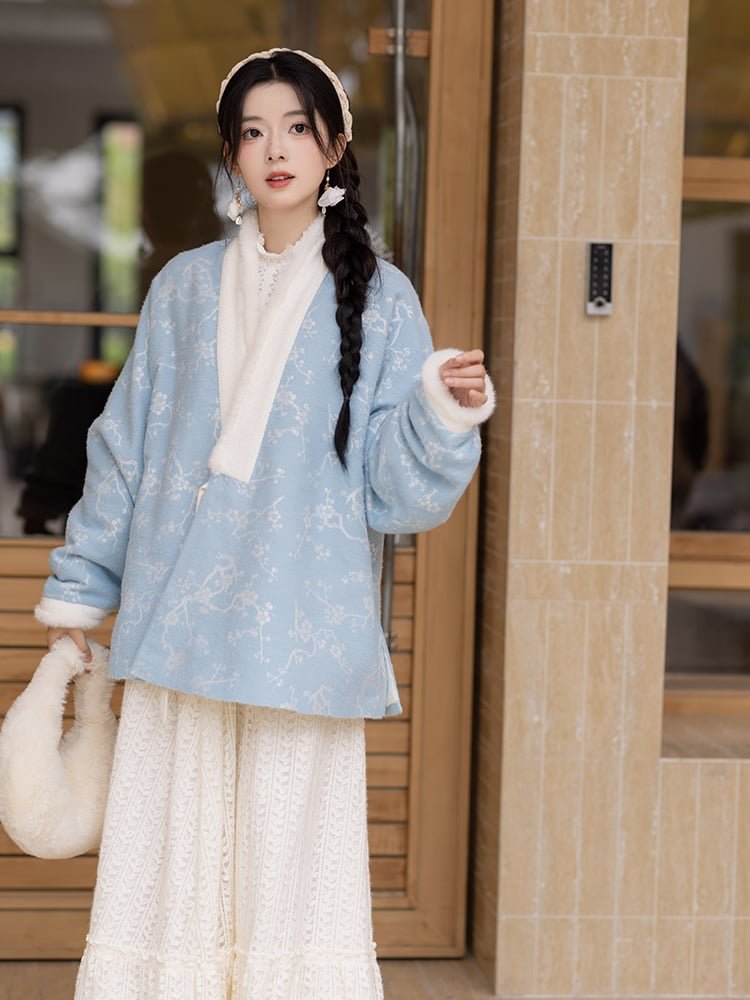 Warm blue Hanfu coat for women