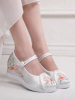 Women’s Chinese Embroidered Platform Shoes Hanfu-Style Flats