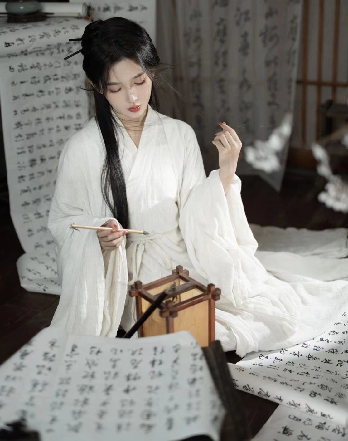 White Traditional Asian Dress Hanfu