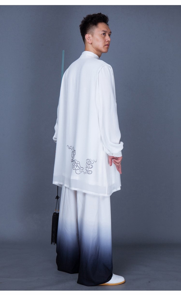 Side view of tai chi clothing set
