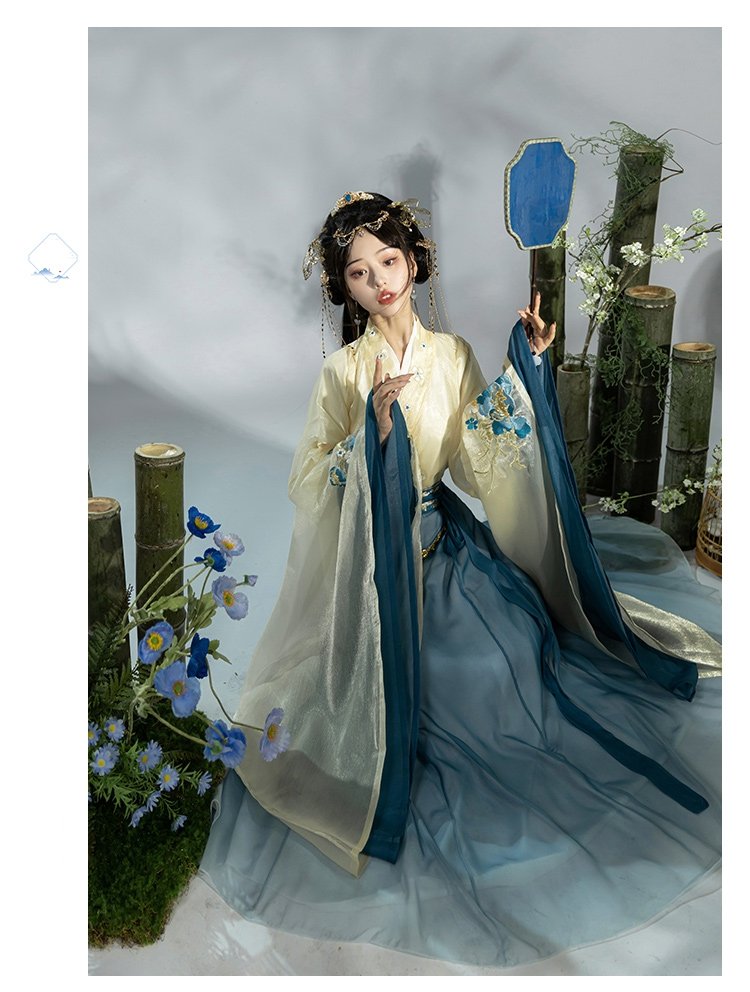 Chinese Traditional Han Clothing Embroidery Hanfu Set