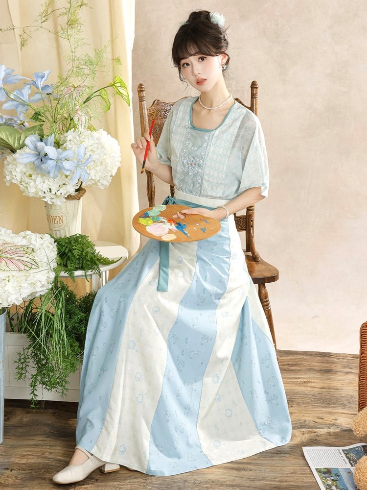 Improved Hanfu Dress for Daily Wear