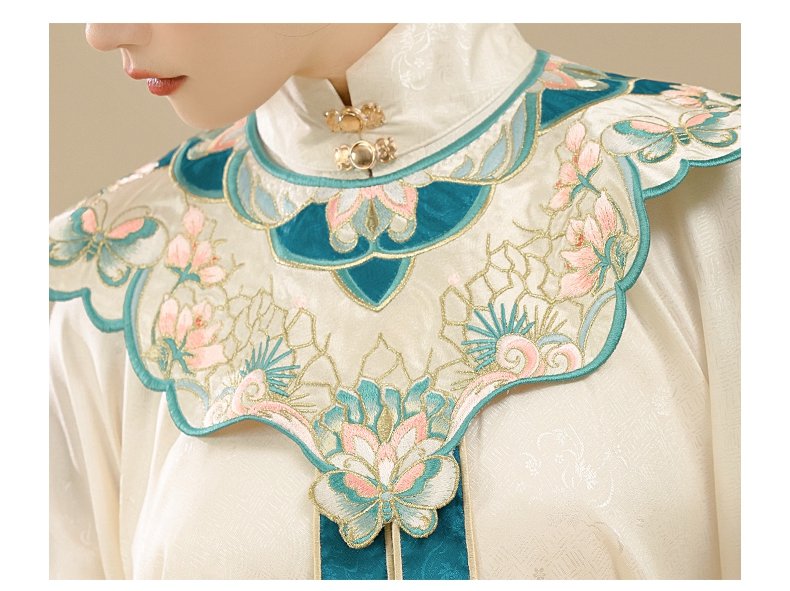 Ming Dynasty Traditional Chinese Clothing Hanfu Female