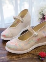 Traditional Chinese Shoes Hanfu Embroidered Shoes - Image 3