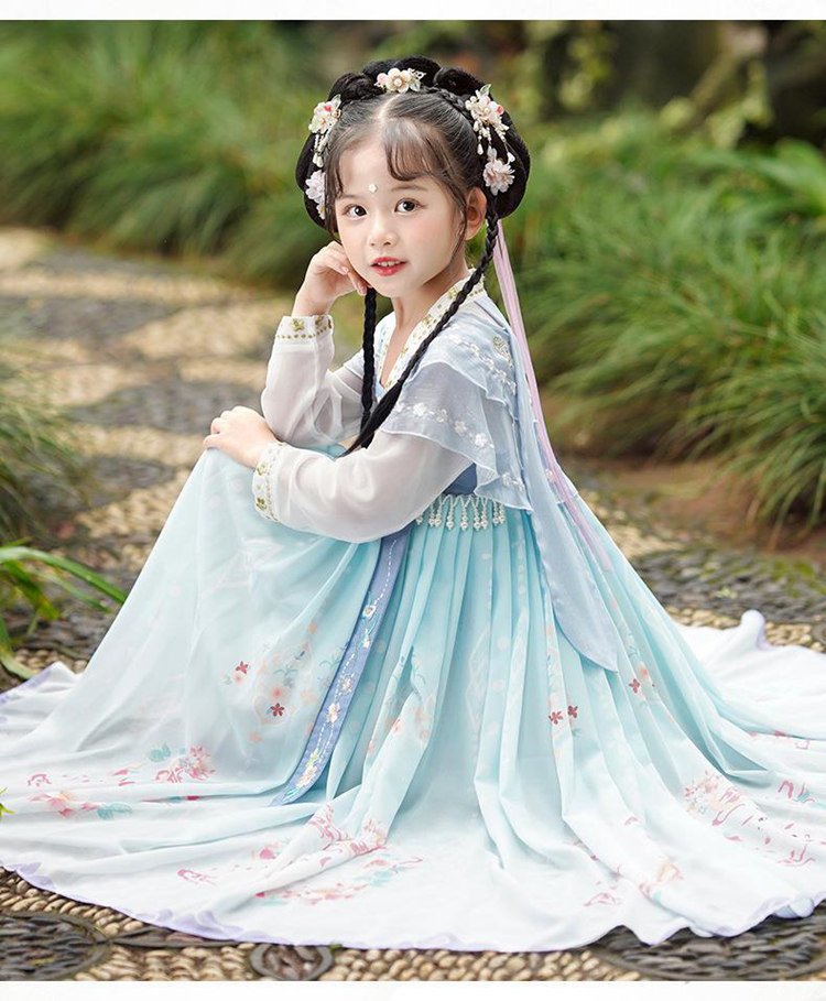 Girl in blue Hanfu sitting