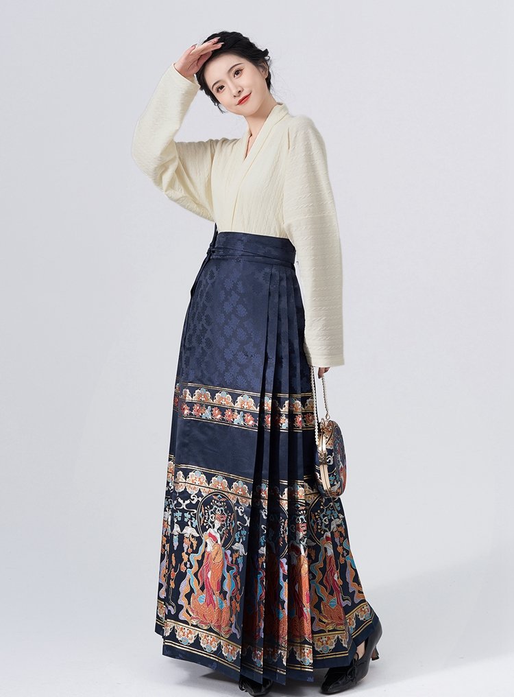 Ming Dynasty Hanfu Skirt