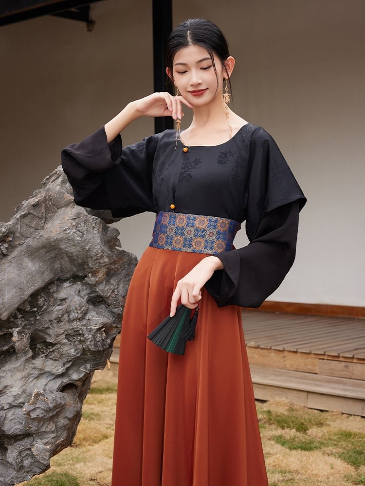 Close-front view of tang-style hanfu dress with patterned brocade waist belt