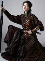 Ming Dynasty Women And Men Hanfu Dress - Image 2